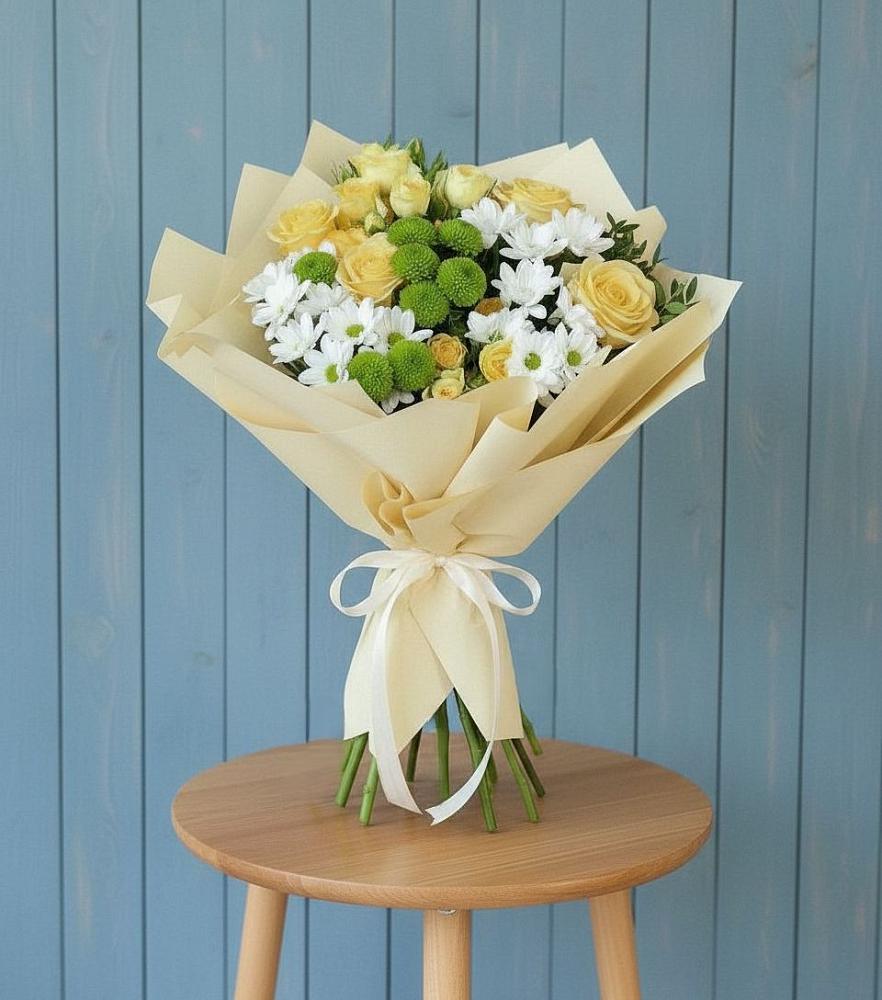 Букет Луч солнца в Анадыри Букет цветов из: Хризантемы и Розы в Анадыри