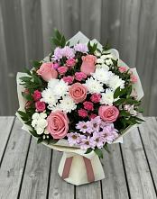 Букет цветов из:  Альстромерии, Гвоздики, Розы и Хризантемы #REPLACE_PRED# Анадыри