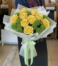 Букет цветов из:  Хризантемы и Розы в Анадыри