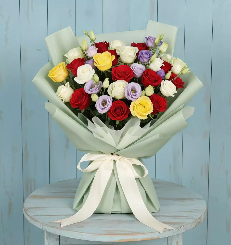 Букет цветов из: Розы в Анадыри