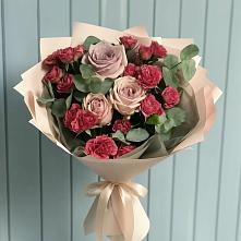 Букет цветов из:  Гвоздики и Розы в Анадыри