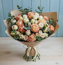 Букет цветов из:  Альстромерии и Розы в Анадыри